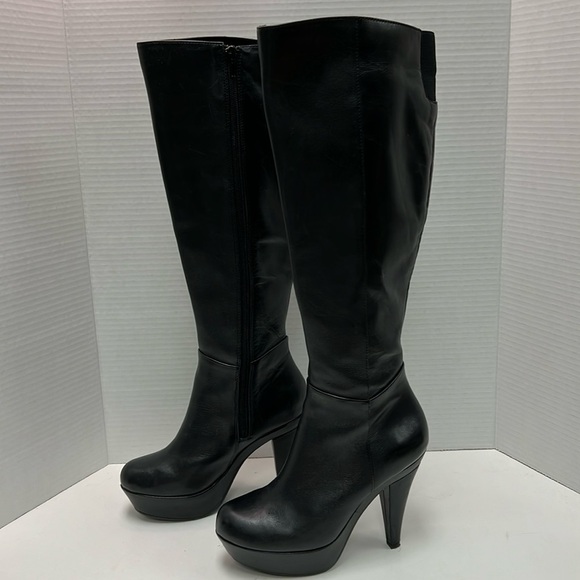Me Too CASTLE Women’s Black Leather Platform Heeled Boots Size 5.5 - Picture 1 of 13